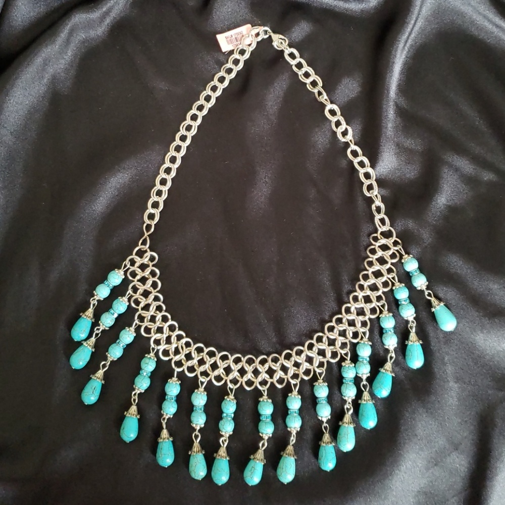 NWT Turquoise adjustable necklace
